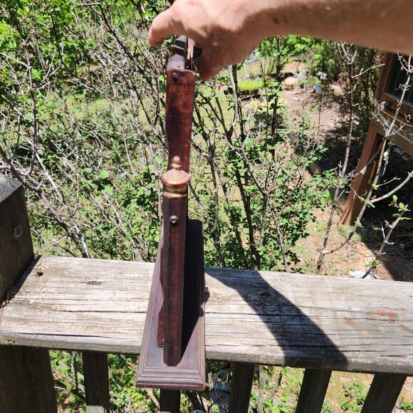Antique Wooden Swinging Tabletop Picture Frame With Glass Pane, brass finials De - Picture 9 of 12